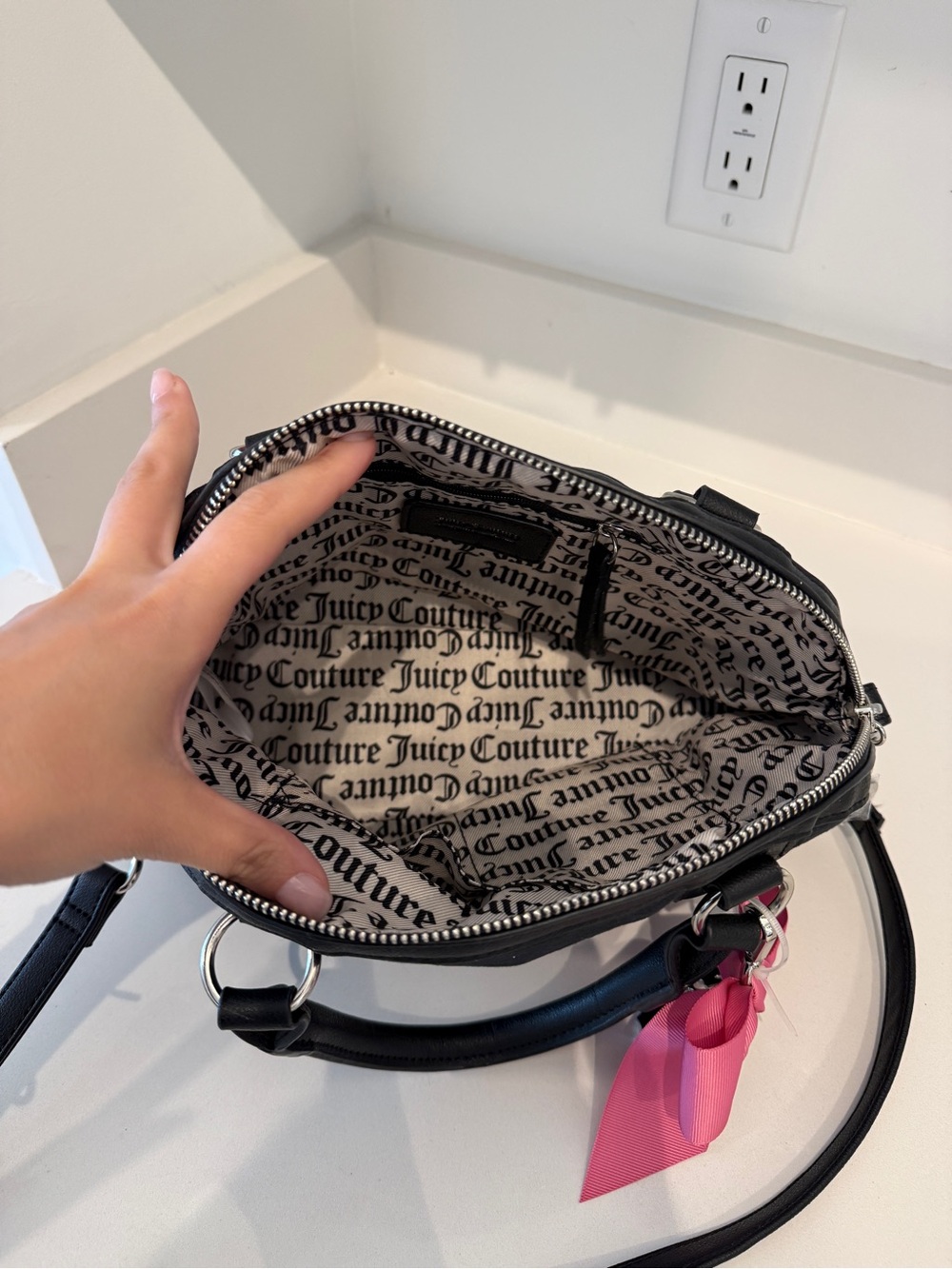 Juicy Couture Black Velour Satchel with Pink Bow - Picture 5 of 6